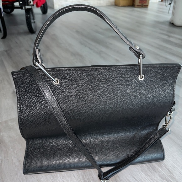 Mare Blu - Saint Tropez Black Tote. - Picture 2 of 3